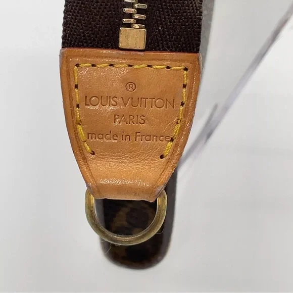 Authentic  Louis Vuitton Monogram Bucket Pouch PM W/Box - Picture 12 of 15